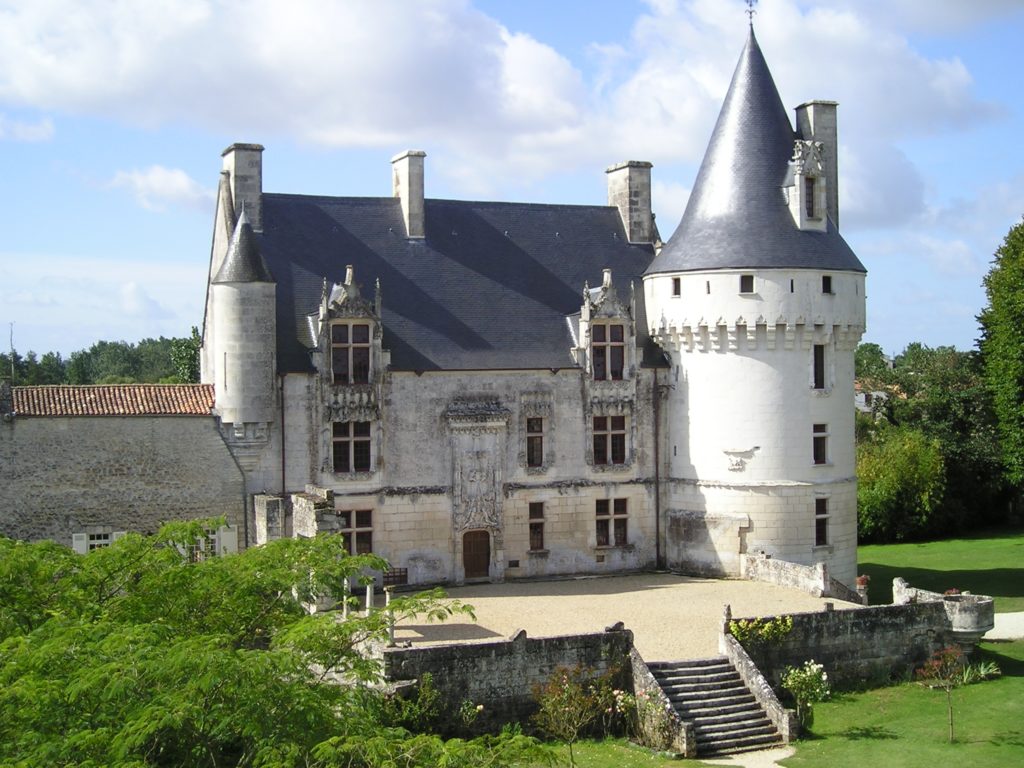 Chateau de Crazannes