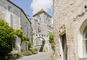 Saint sauvant en Charente-Maritime