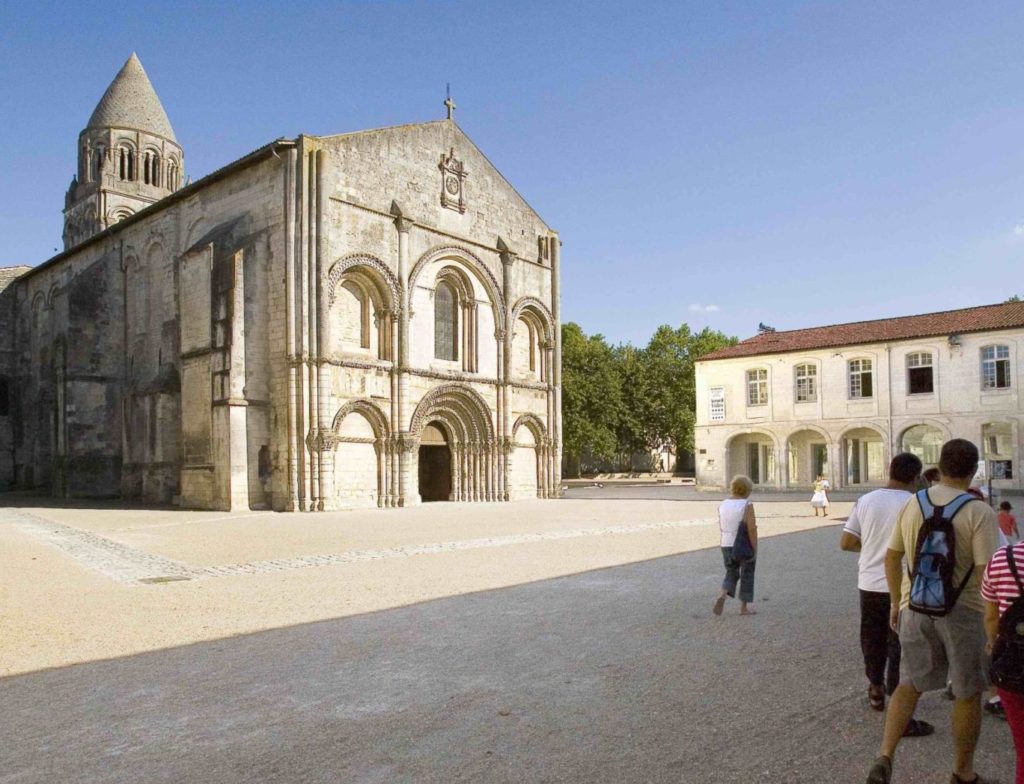 L-Abbaye-aux-Dames Saintes