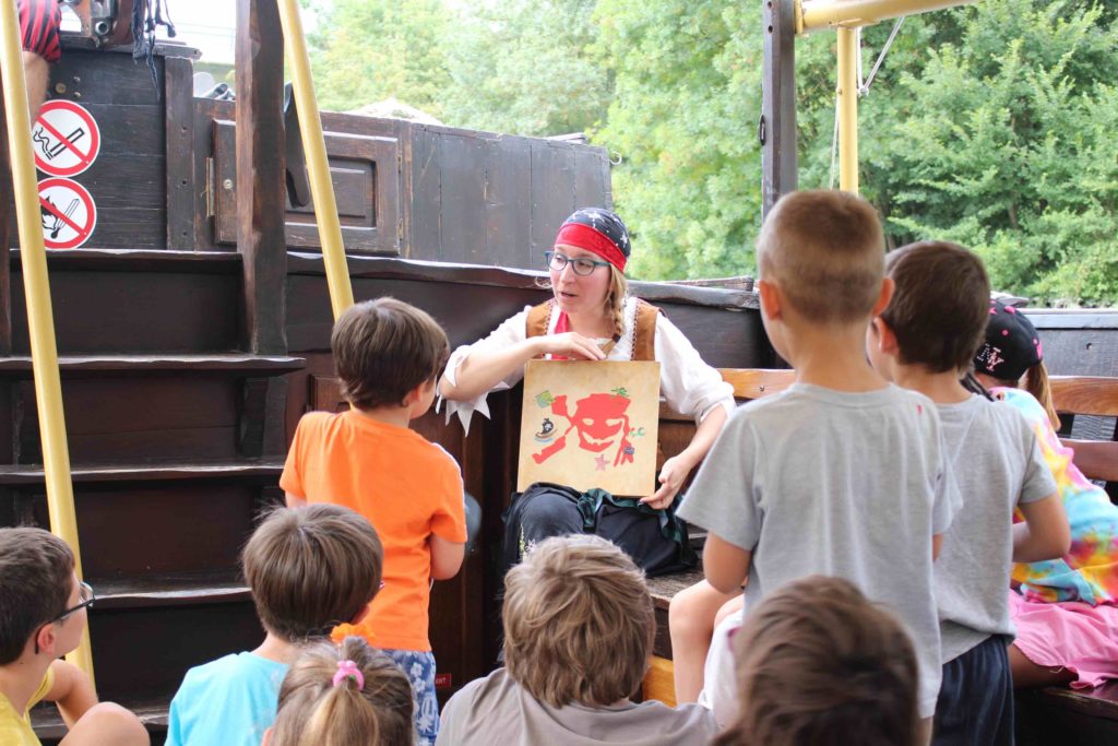 balade pirate sur la gabare à Saintes